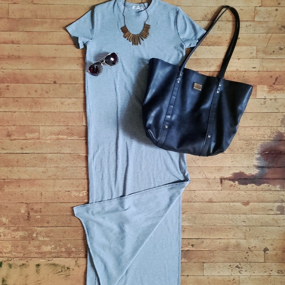 The Hanger • Grey dress - Picture 2 of 3